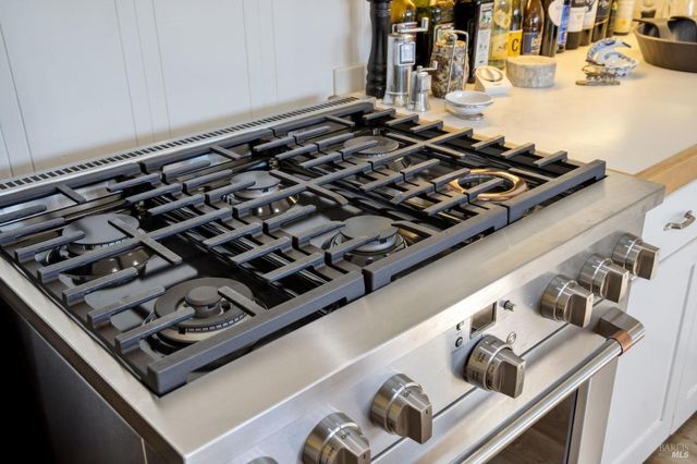 2350 Paradise Dr, Tiburon, CA 94920