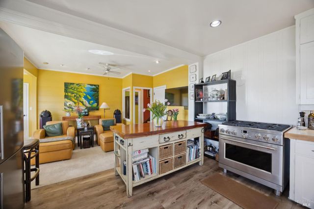 2350 Paradise Dr, Tiburon, CA 94920