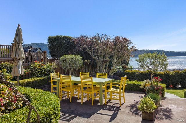 2350 Paradise Dr, Tiburon, CA 94920
