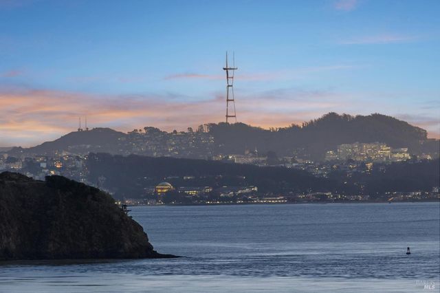 2350 Paradise Dr, Tiburon, CA 94920
