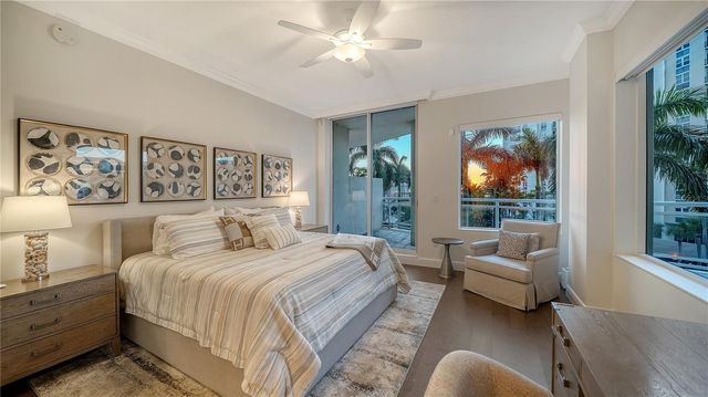 1300 BENJAMIN FRANKLIN DRIVE 303, Sarasota, FL 34236