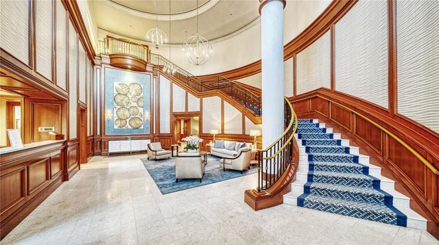 1300 BENJAMIN FRANKLIN DRIVE 303, Sarasota, FL 34236