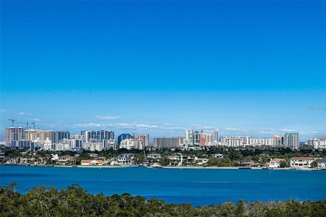 1300 BENJAMIN FRANKLIN DRIVE 303, Sarasota, FL 34236