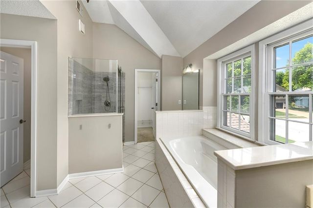 13981 W 120 Street, Olathe, KS 66062