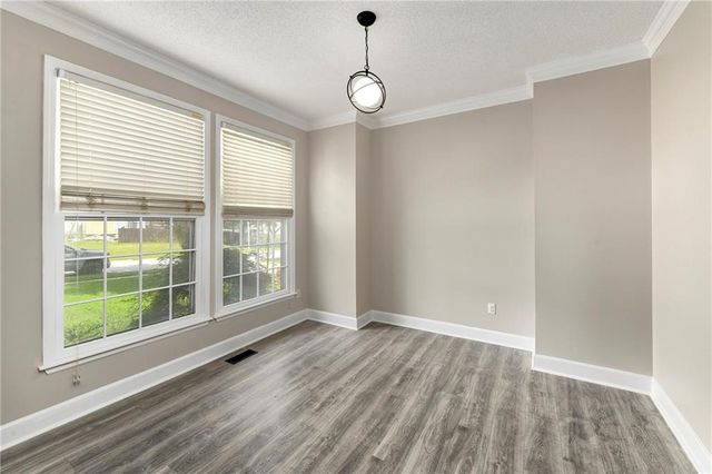 13981 W 120 Street, Olathe, KS 66062