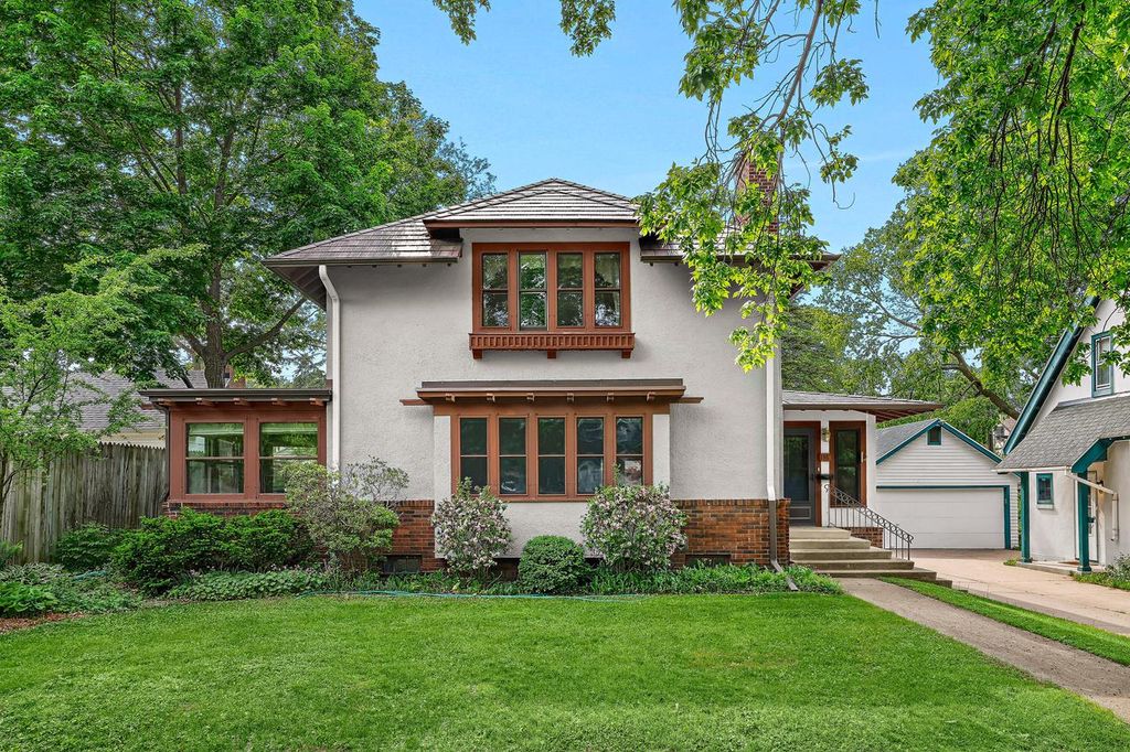 138 17th PLACE S, La Crosse, WI 54601