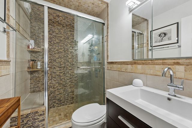 3550 N Lake Shore Drive 1902, Chicago, IL 60657