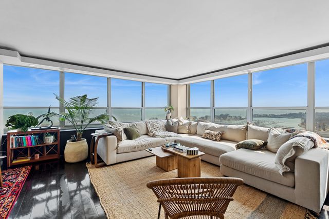3550 N Lake Shore Drive 1902, Chicago, IL 60657