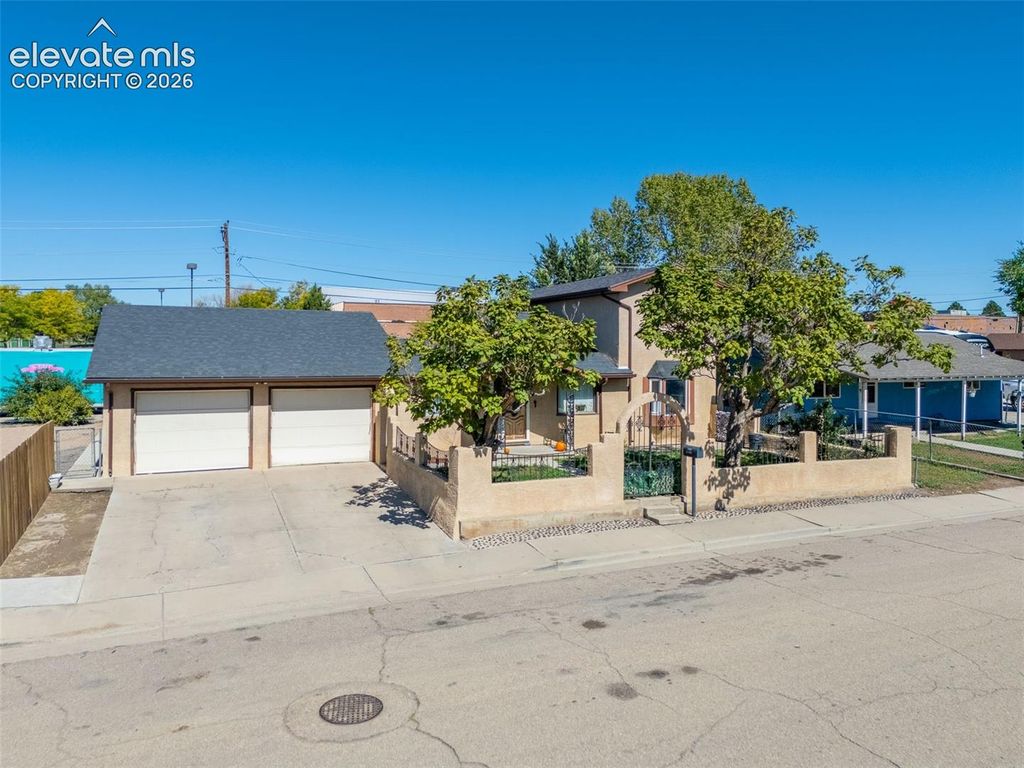 2803 E 16th Street, Pueblo, CO 81001 — photo 2