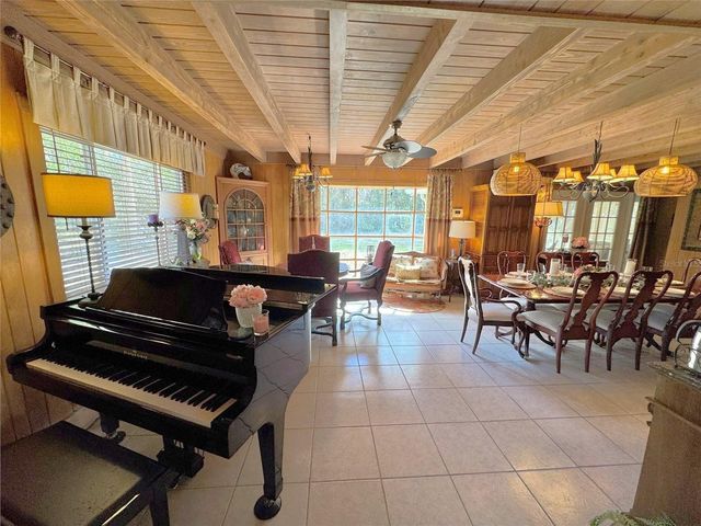 11816 SE COUNTY ROAD 234, Micanopy, FL 32667