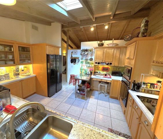 11816 SE COUNTY ROAD 234, Micanopy, FL 32667