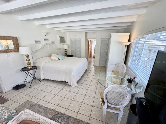 11816 SE COUNTY ROAD 234, Micanopy, FL 32667