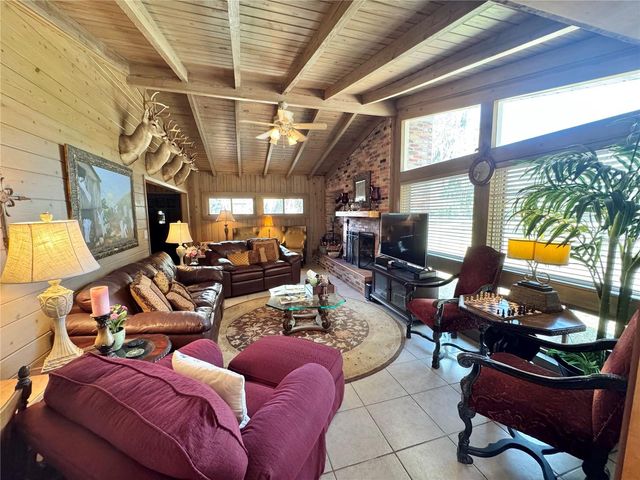 11816 SE COUNTY ROAD 234, Micanopy, FL 32667