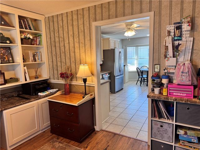 306 Tanglewood Drive, Russellville, AR 72801