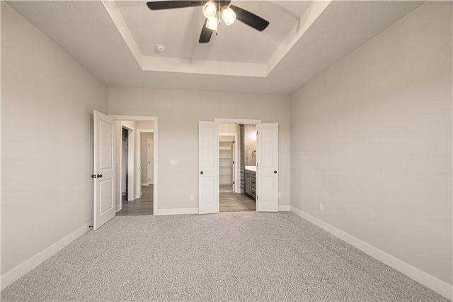 1317 N Holland Court, Independence, MO 64056