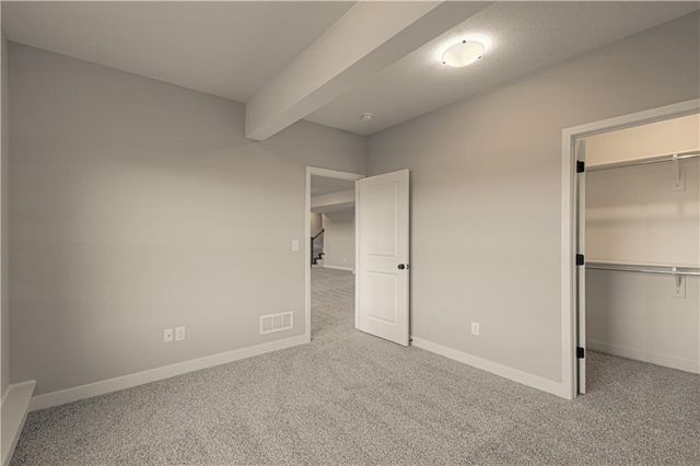 1317 N Holland Court, Independence, MO 64056