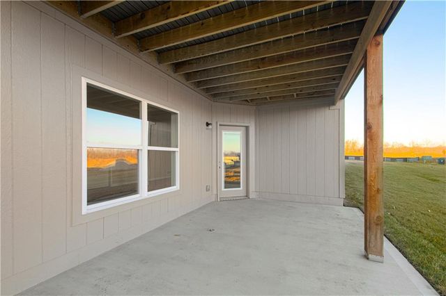 1317 N Holland Court, Independence, MO 64056