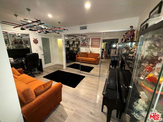 843 4th Street 207, Santa Monica, CA 90403