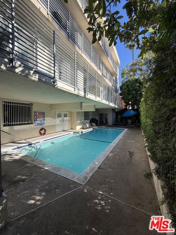 843 4th Street 207, Santa Monica, CA 90403