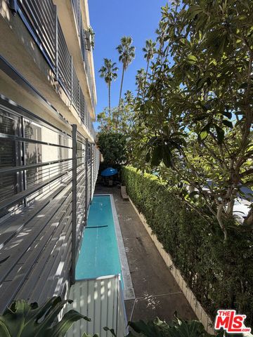 843 4th Street 207, Santa Monica, CA 90403