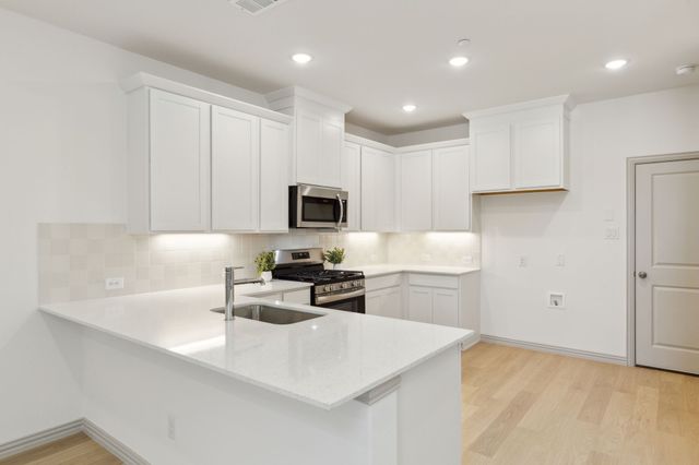 637 4th Street, Argyle, TX 76226