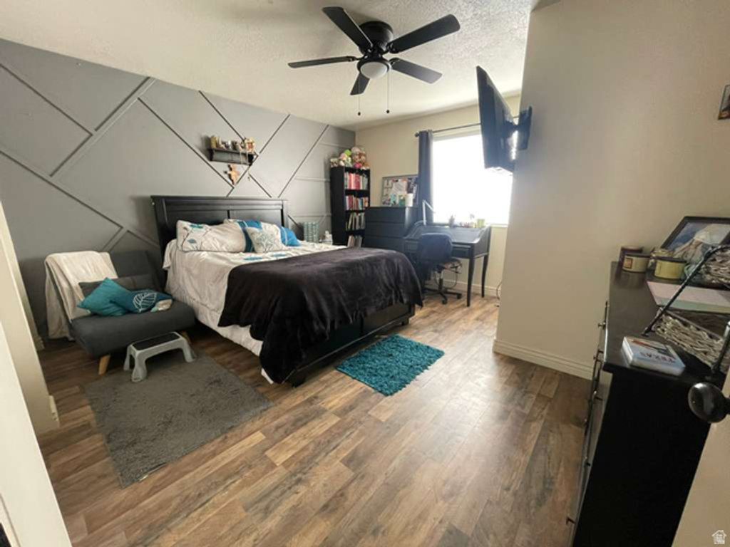 Image 7 of property listing at 2376 S 2885 W, Syracuse, UT 84075