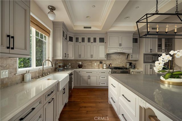 4330 Bellaire, Studio City, CA 91604