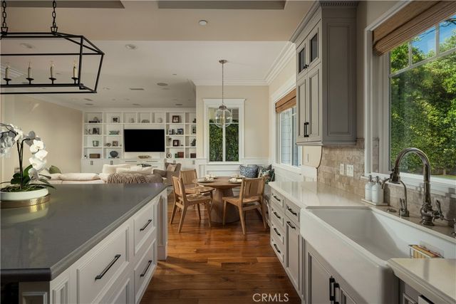 4330 Bellaire, Studio City, CA 91604