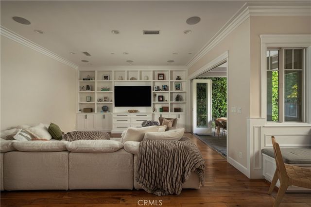 4330 Bellaire, Studio City, CA 91604