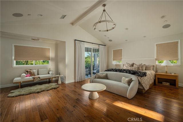 4330 Bellaire, Studio City, CA 91604