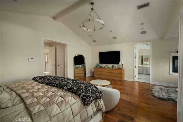 4330 Bellaire, Studio City, CA 91604