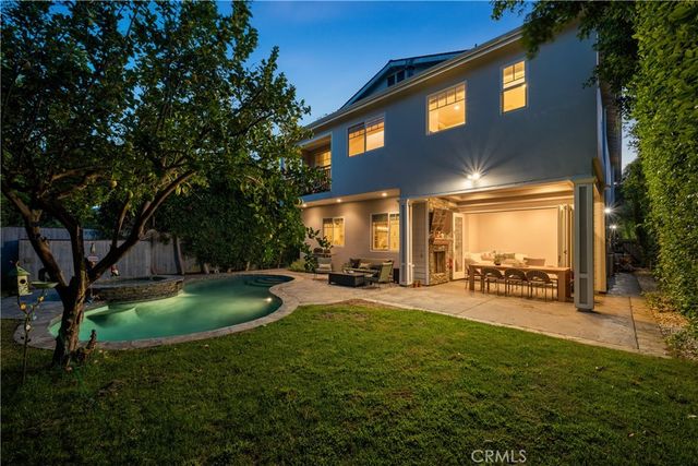 4330 Bellaire, Studio City, CA 91604