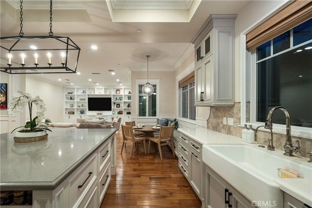 4330 Bellaire, Studio City, CA 91604