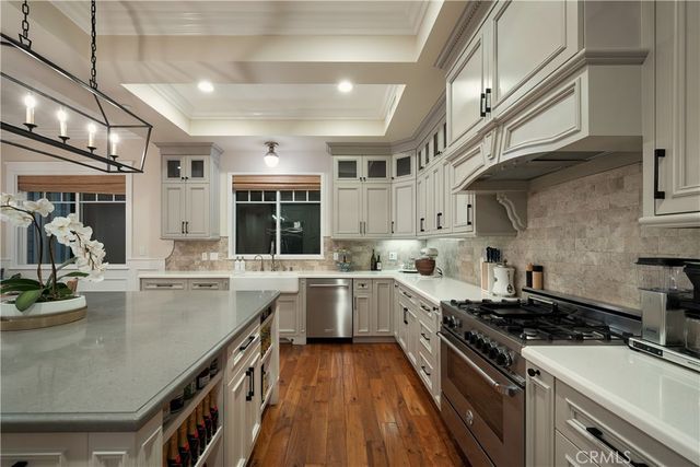 4330 Bellaire, Studio City, CA 91604