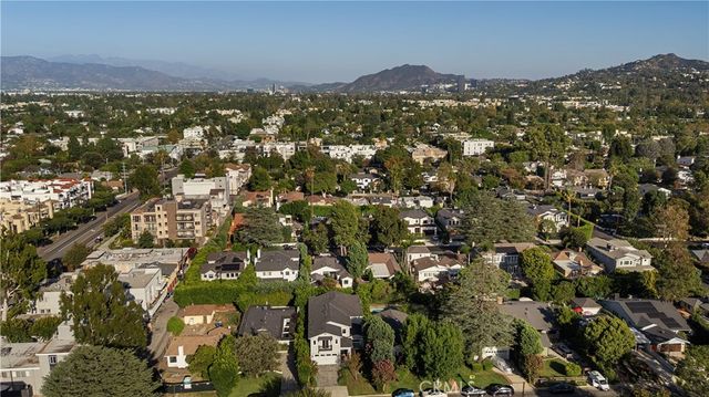 4330 Bellaire, Studio City, CA 91604