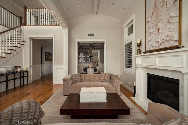 4330 Bellaire, Studio City, CA 91604