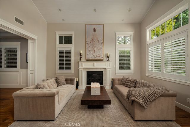 4330 Bellaire, Studio City, CA 91604