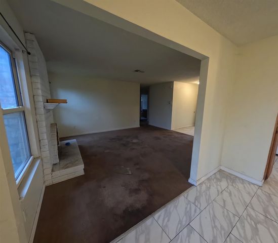 2121 2121 Apricot Ct, Pittsburg, CA 94565