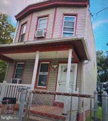 3268 N RIVER RD, Camden, NJ 08105