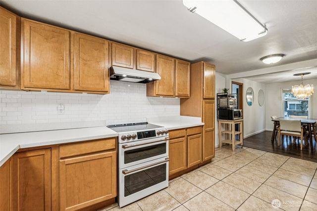 23716 Locust Way, Bothell, WA 98021