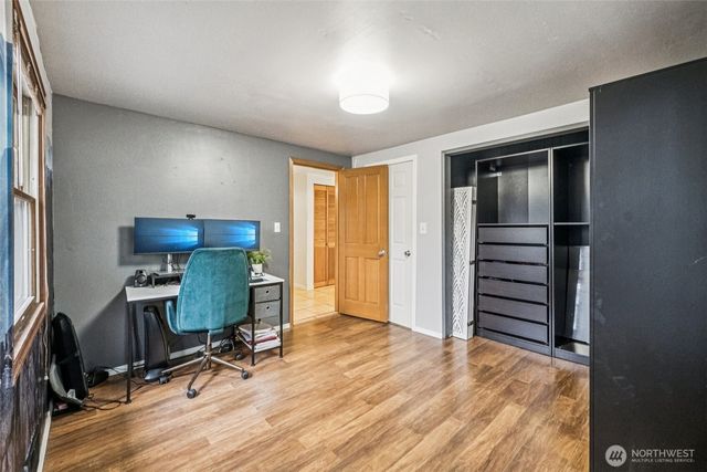 23716 Locust Way, Bothell, WA 98021