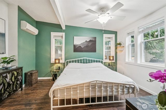 23716 Locust Way, Bothell, WA 98021