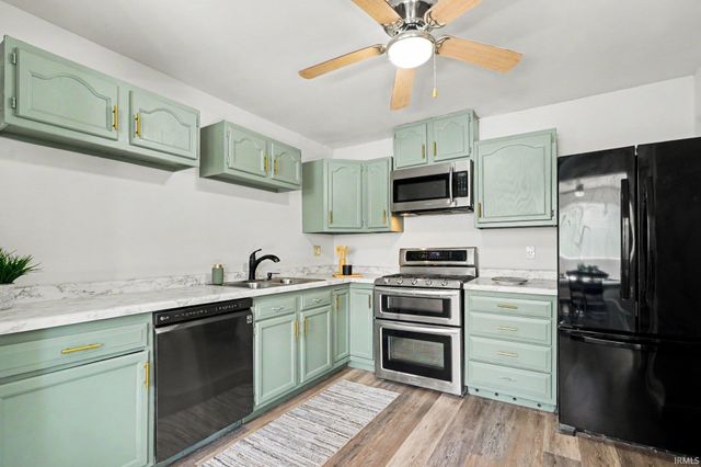 4119 York Road, South Bend, IN 46614