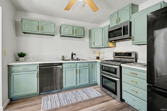 4119 York Road, South Bend, IN 46614