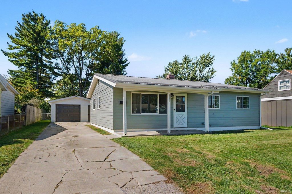 4119 York Road, South Bend, IN 46614