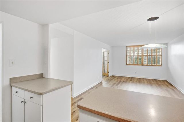 2965 Pharr Court South NW 609, Atlanta, GA 30305