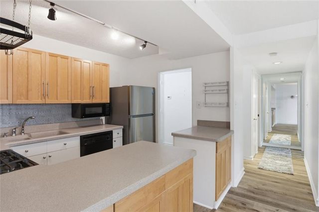 2965 Pharr Court South NW 609, Atlanta, GA 30305