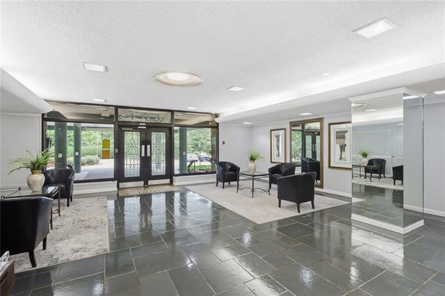 2965 Pharr Court South NW 609, Atlanta, GA 30305