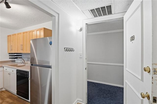 2965 Pharr Court South NW 609, Atlanta, GA 30305