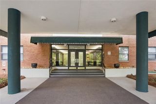 2965 Pharr Court South NW 609, Atlanta, GA 30305